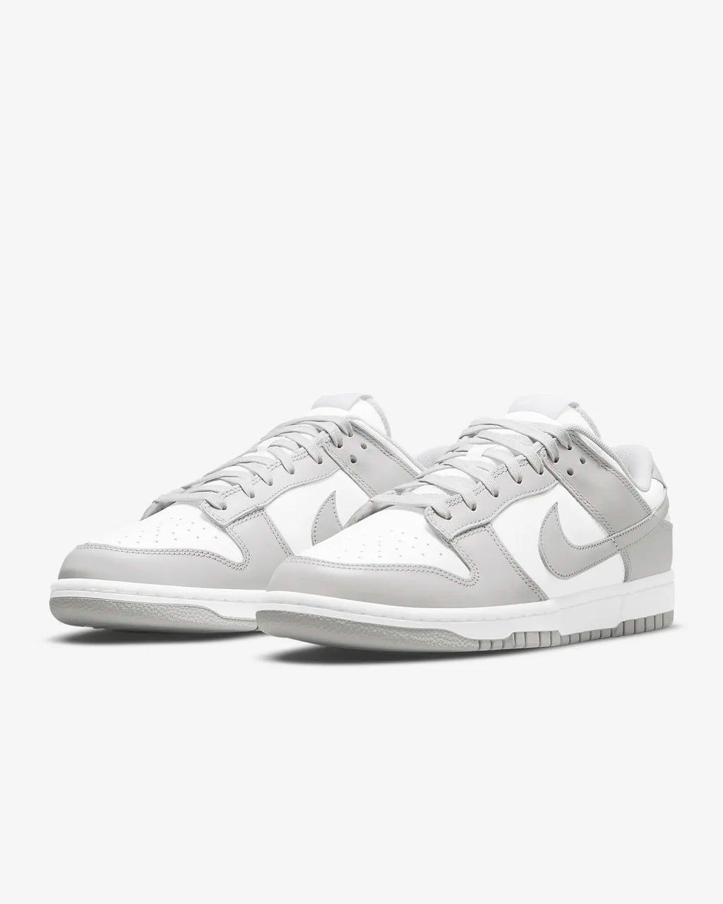 NIKE
 DUNK FAIBLE BROUILLARD GRIS