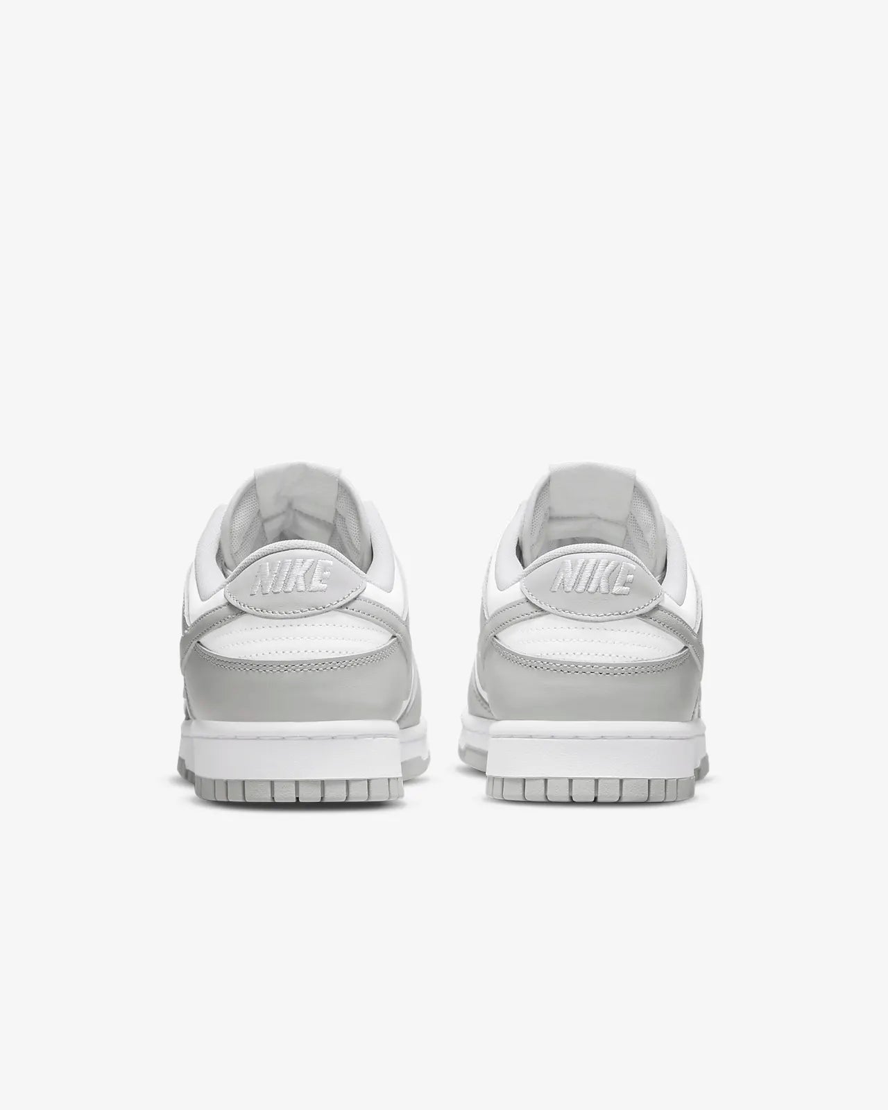 NIKE
 DUNK FAIBLE BROUILLARD GRIS